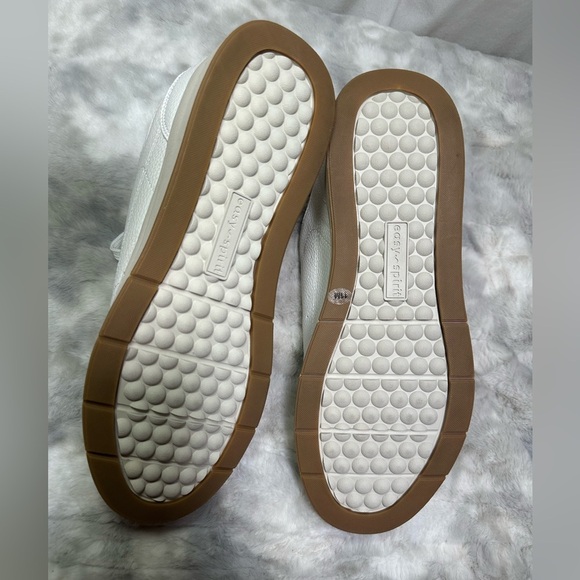 New ( Floor Model) Easy Spirit Dilli Court Sneaker White Leather Size 11 - Picture 9 of 9